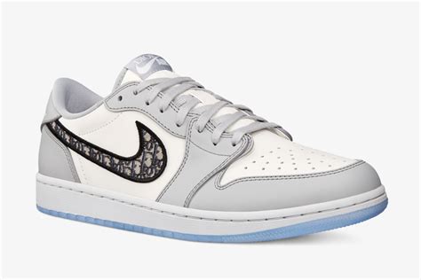 jordan 1 dior femme|jordan 1 dior low price.